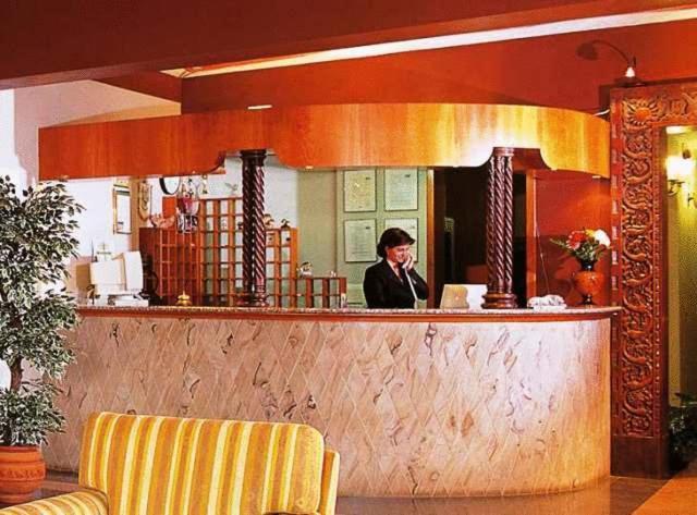 Leo Hotel Leonessa Εξωτερικό φωτογραφία