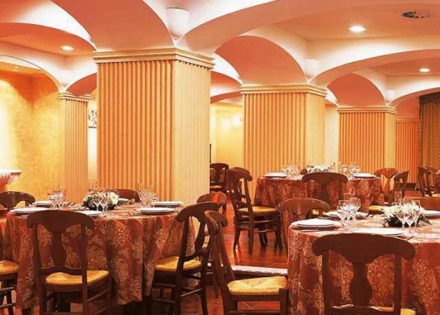 Leo Hotel Leonessa Εξωτερικό φωτογραφία